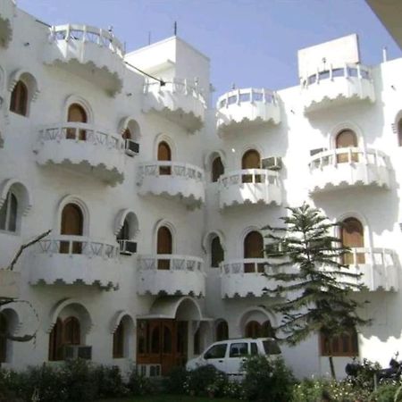 Hotel Soni International Khalilabad Εξωτερικό φωτογραφία