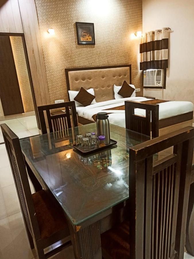 Hotel Soni International Khalilabad Εξωτερικό φωτογραφία