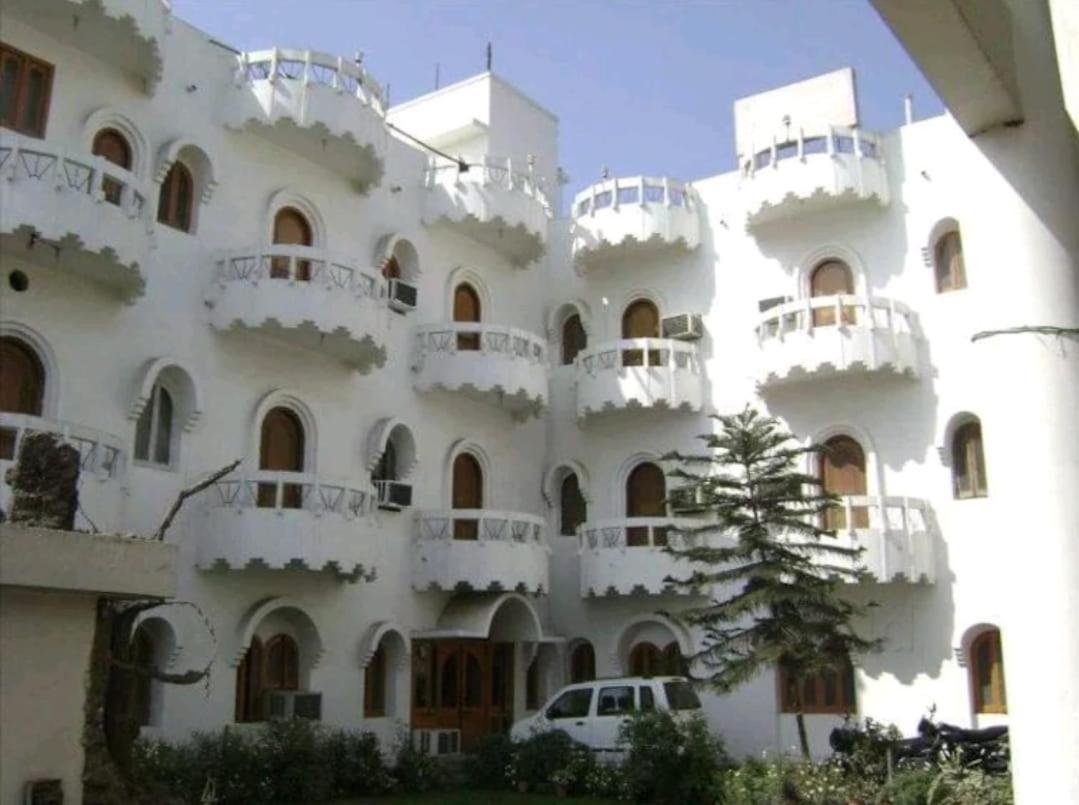 Hotel Soni International Khalilabad Εξωτερικό φωτογραφία